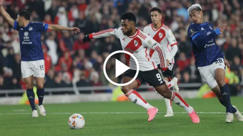 Borja abrió la cuenta para River.
