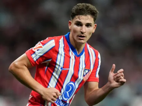 Simeone sacó a Julián Álvarez en el entretiempo y los hinchas estallaron