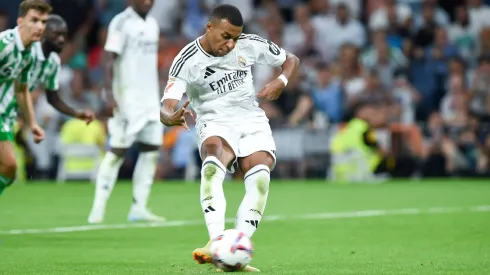 Mbappé anotó por duplicado ante Real Betis