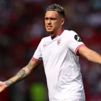 Tras el fichaje de Lucas Ocampos con Rayados de Monterrey, en Sevilla definen su reemplazo