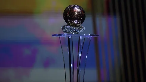El Balón de Oro aguarda por su nuevo dueño.