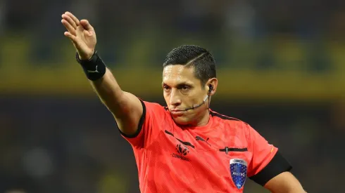 Argentina y Chile se enfrentan en el Monumental.