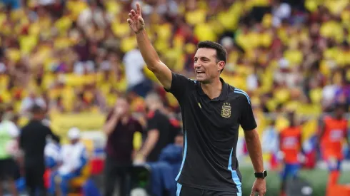 Lionel Scaloni en el partido ante Colombia.