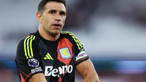 El Aston Villa no se hizo problema luego de la polémica de Dibu Martínez en Colombia