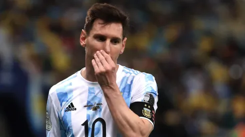 En Colombia estallan contra un ex árbitro que ayudó a Messi y a la Selección Argentina ante México