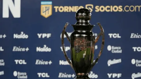 Tabla de posiciones del torneo de Primera División tras la fecha 12.