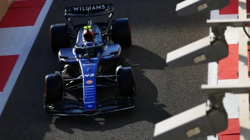 Franco Colapinto en Abu Dhabi a bordo de su Williams