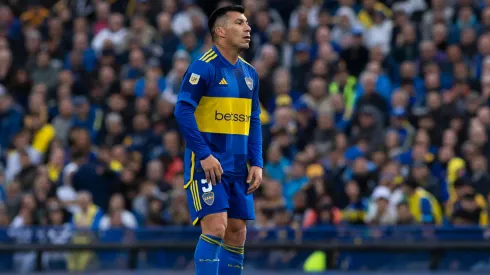 Gary Medel podría irse de Boca.