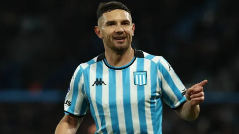 Adrián Martínez tiene una oferta para irse de Racing.