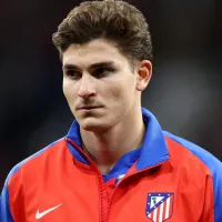 Atento Julián Álvarez: el exitoso DT que se encamina a dirigir el Mundial de Clubes 2025