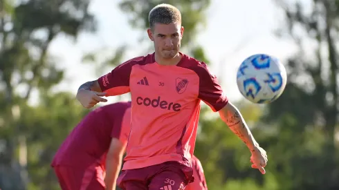 River hoy: las dos dudas para visitar a Riestra, la presentación de Kevin Castaño y la reunión con FIFA