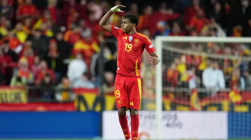 Lamine Yamal, protagonista dentro y fuera del campo con España.