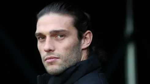 Lo pagaron 41 millones, Luis Suárez estuvo a su sombra y ahora está en bancarrota: “No puedo pagar el alquiler”