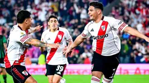 Maxi Salas festeja su gol ante San Martín de San Juan.
