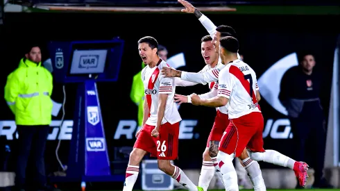 Nacho Fernández, autor del segundo gol de River en La Plata.