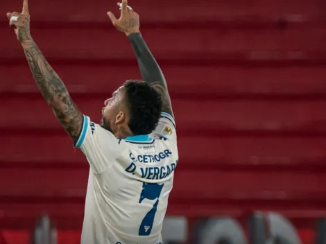 En un clima caliente, Racing venció 2-0 a Huracán