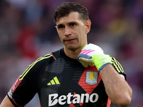 Dibu Martínez se lesionó y encendió las alarmas en la Selección Argentina