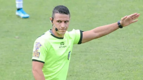 Andrés Gariano, árbitro de la Asociación del Fútbol Argentino. (Foto: Vélez)