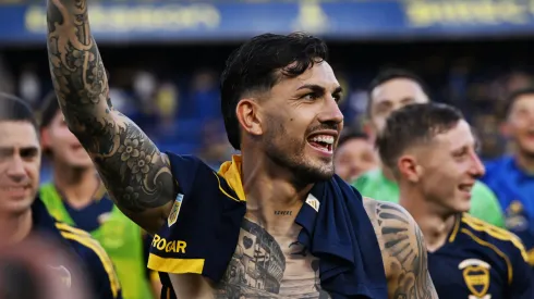 Leandro Paredes en los festejos de Boca tras el triunfo ante River en el Superclásico.