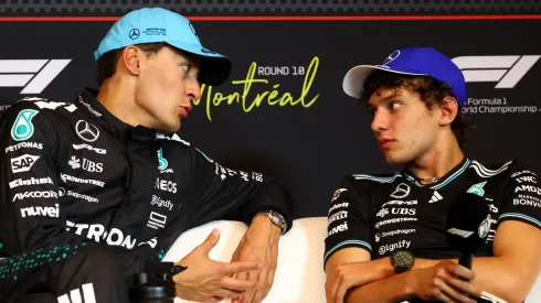 George Russell y Kimi Antonelli, pilotos de Mercedes.