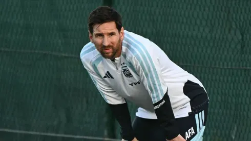 El capitán de la Selección fue la principal atracción del entrenamiento abierto en Elche.