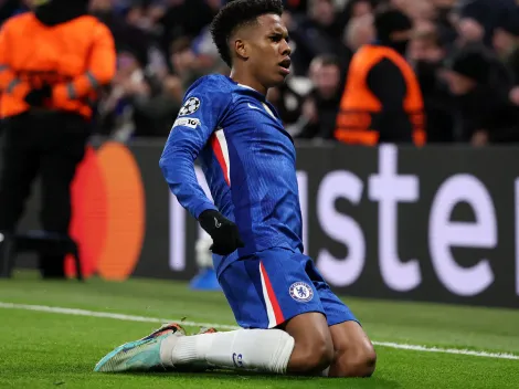 El DT de Chelsea comparó a su nueva figura con Lamine Yamal y Pedri antes de enfrentar al Barcelona