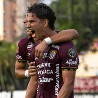 Mientras River sufre la falta de gol, un delantero descartado fue campeón y jugará la Libertadores 2026