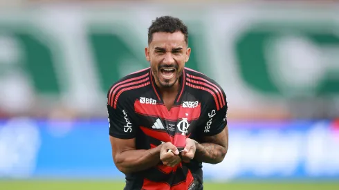 Danilo celebra su gol ante Palmeiras.
