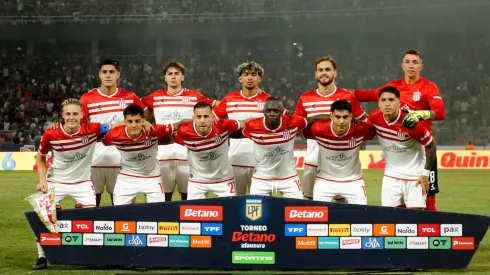 Estudiantes de La Plata venció a Central Córdoba y clasificó a semifinales del Torneo Clausura 2025.