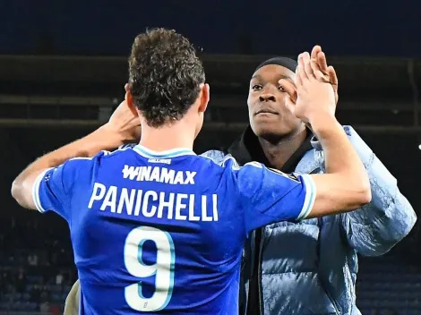 Es capitán del equipo, pelea el puesto con Joaquín Panichelli y fue suspendido por Racing de Estrasburgo