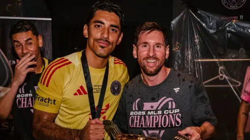 Rocco Ríos Novo junto a Lionel Messi.