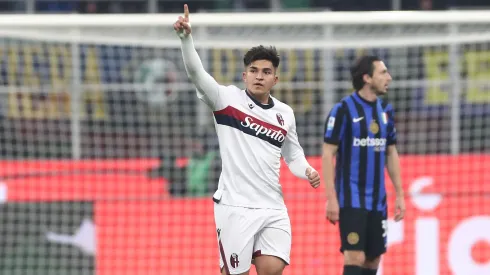 El festejo de Santi Castro tras su gol a Inter.