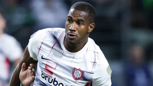 Jhohan Romaña, el marcador central de San Lorenzo que quiere River