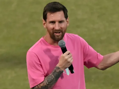 ¡Messi posó con la camiseta de Belgrano!