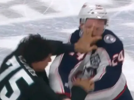 Brutal pelea en un partido de hockey sobre hielo