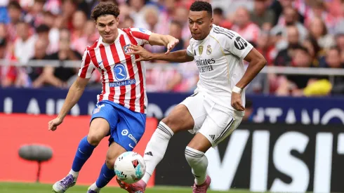 Kylian Mbappé y Julián Alvarez.