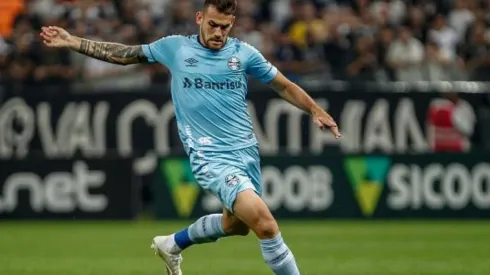 Grêmio estuda valores e bate o martelo sobre futuro de Felipe Vizeu