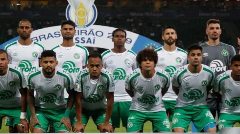 Com desmanche na rebaixada Chapecoense, Fluminense mira destaque do clube catarinense