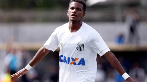 Renyer está próximo de assinar contrato profissional com o Santos