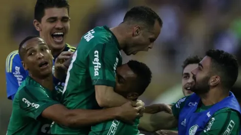 Coritiba abre negociação e encaminha acerto com jogador do Palmeiras para 2020