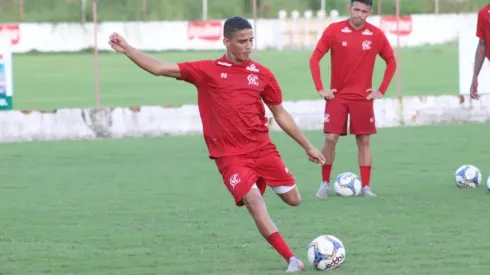 Thiago jogará o Carioca no time profissional