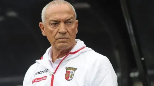 Bragantino tenta contratação de volante do Santos