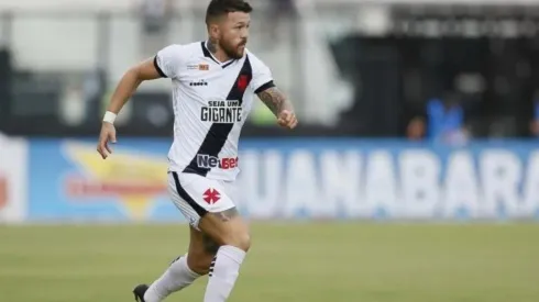 Enquanto se despede do Vasco, Rossi fica ainda mais próximo do Ceará