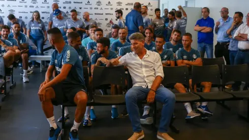 Renato Portaluppi passa por procedimento cirúrgico