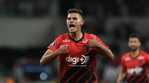 Bruno Guimarães: valorizado no mercado (Foto: Miguel Locatelli/Athletico-PR/Divulgação)