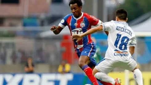 Internacional acerta contratação do lateral Moisés