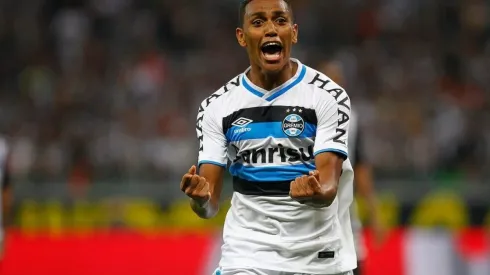 Pressionado na Justiça, Grêmio pagará R$ 10 milhões ao Diadema por Pedro Rocha