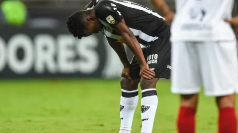 Cazares está de saída para o futebol internacional: