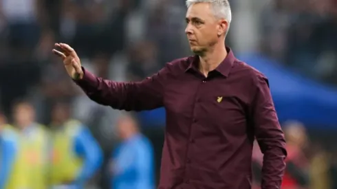 Visando manter invencibilidade no Paulistão, Tiago Nunes esboça time titular