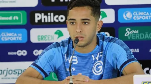 Léo Sena critica postura do Goiás nos jogos